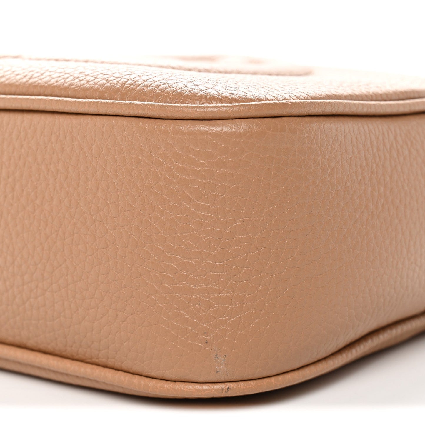 Pebbled Calfskin Small Soho Disco Bag Camelia