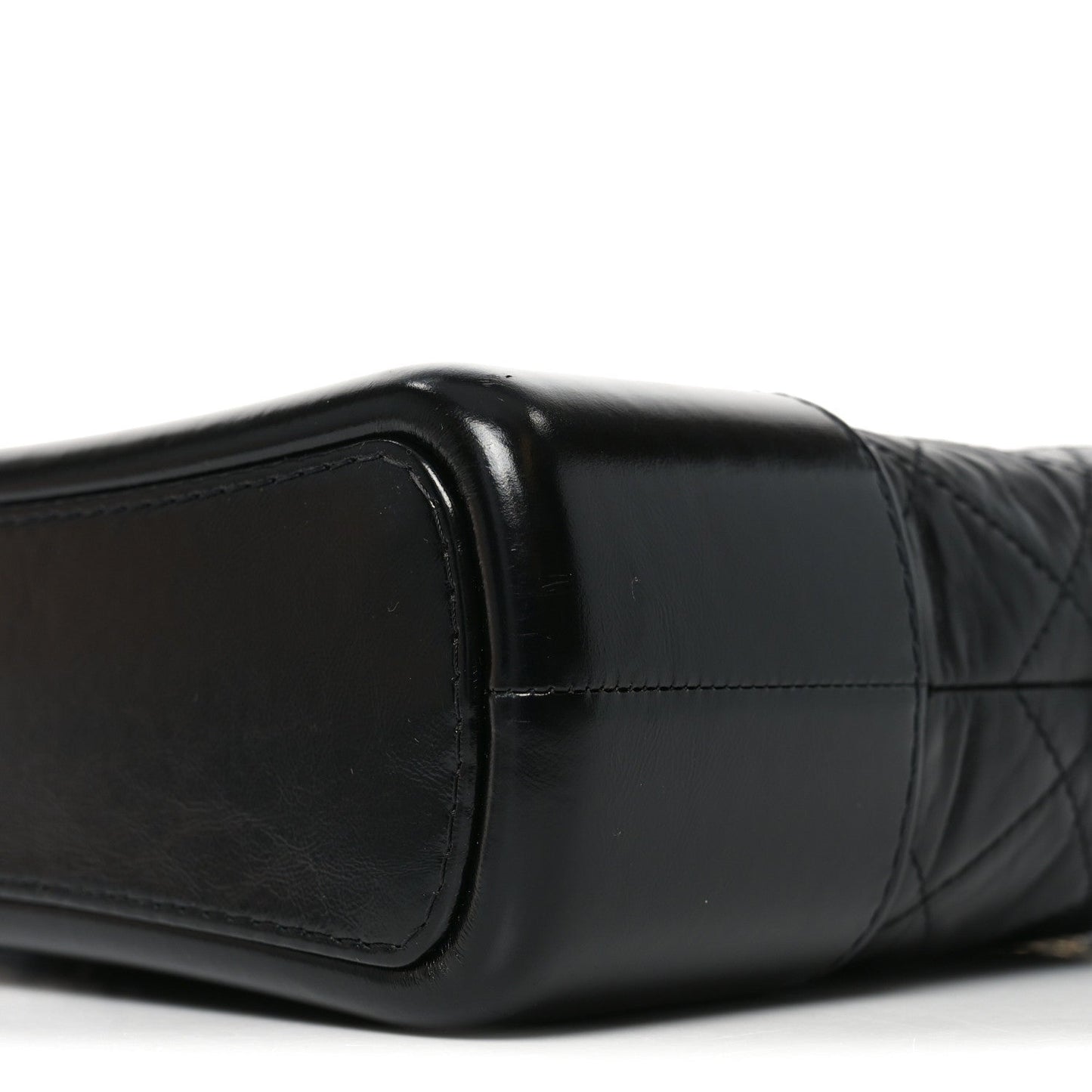 Aged Calfskin Quilted New Medium Gabrielle Hobo Black