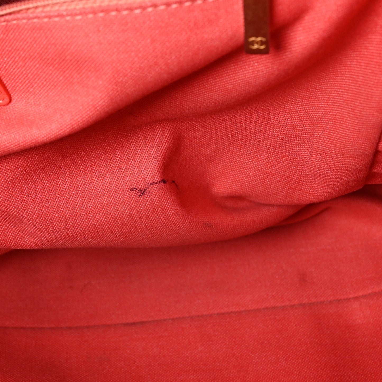 Calfskin Medium Deauville Tote Pink
