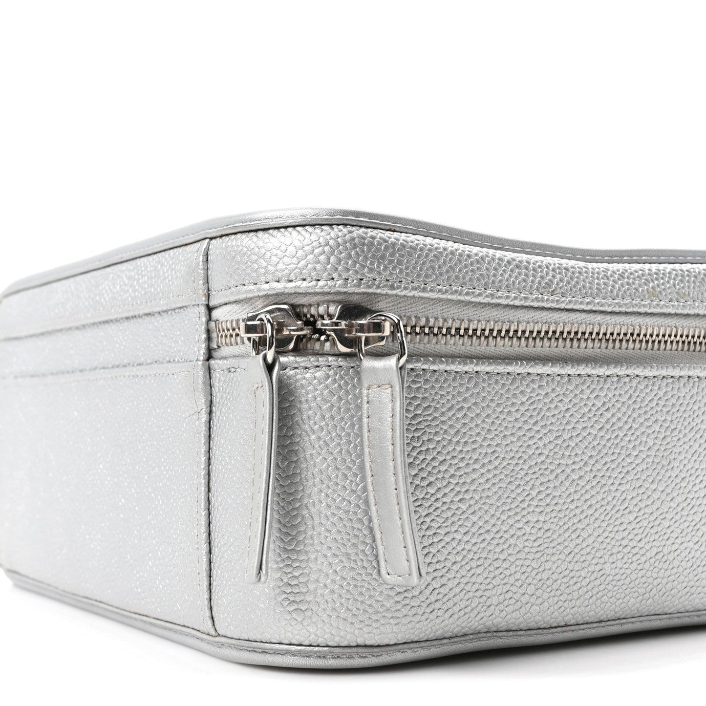 Metallic Caviar Quilted Large CC Filigree Vanity Case Silver