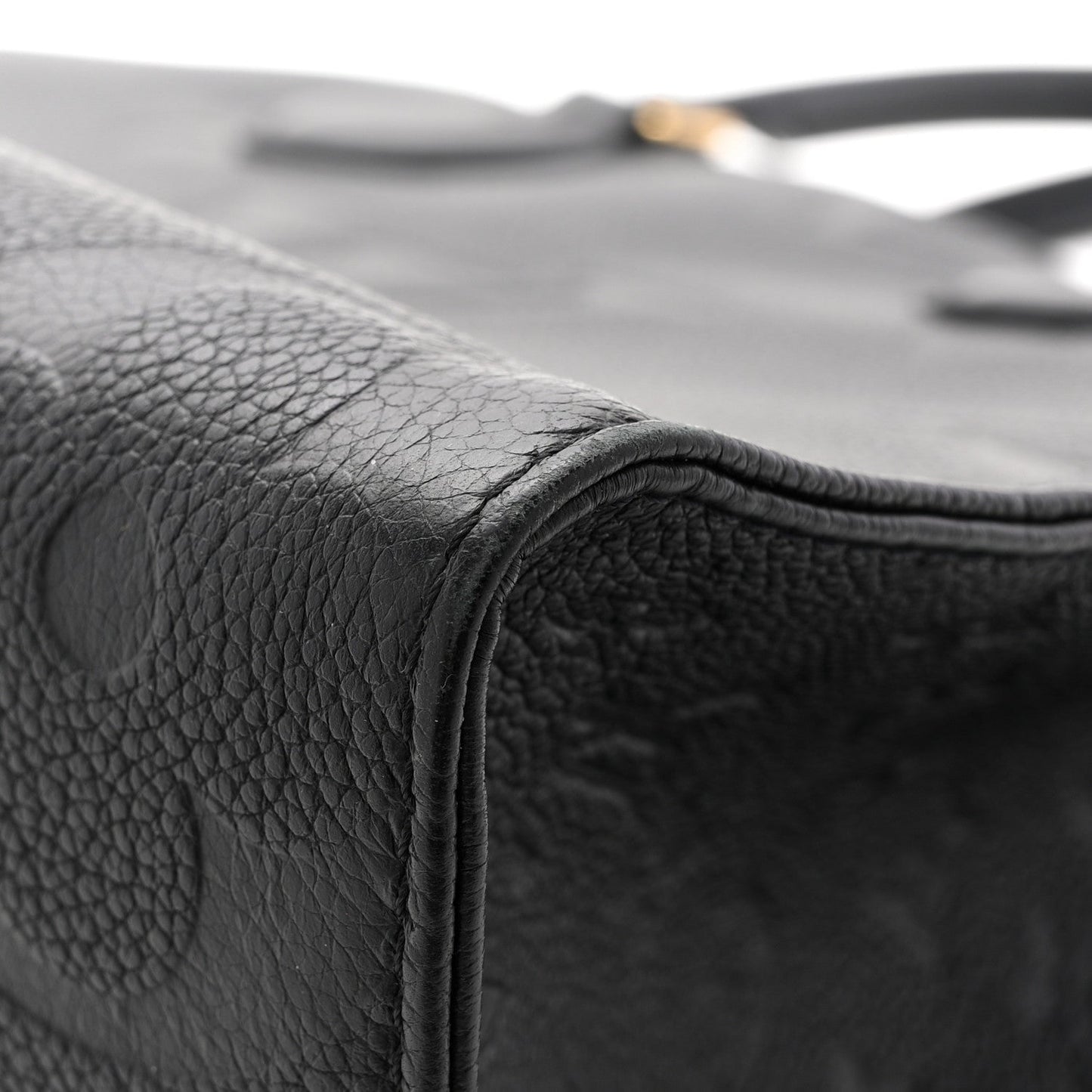 Empreinte Monogram Giant Onthego MM Black