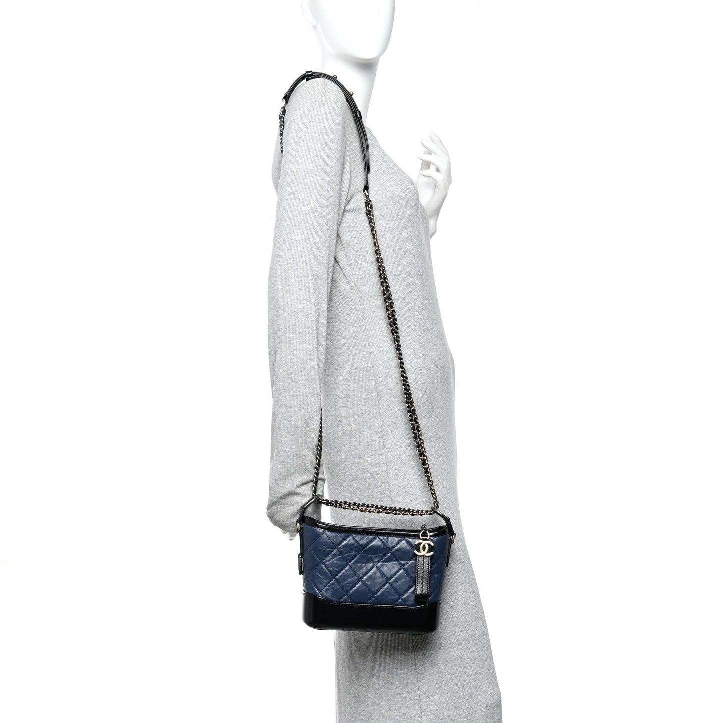 Aged Calfskin Quilted Small Gabrielle Hobo Navy Black
