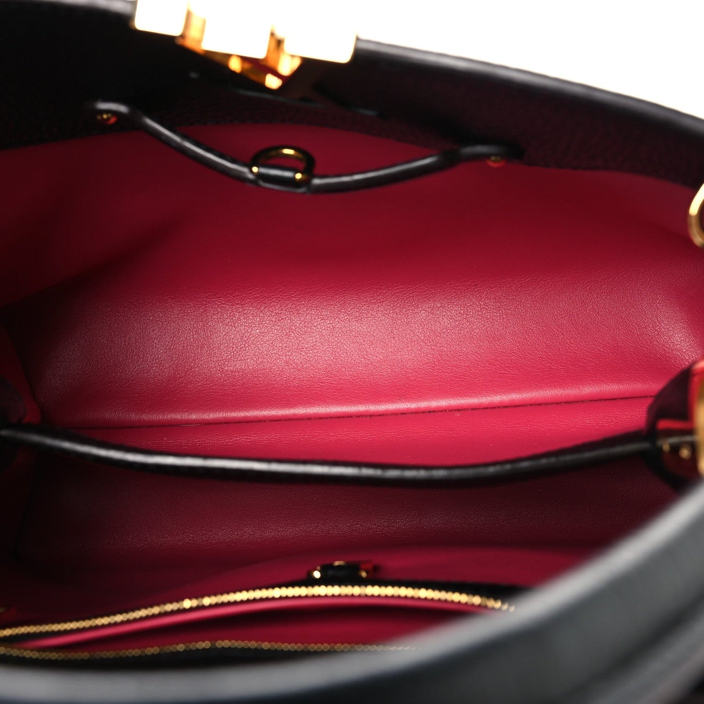 Taurillon Capucines PM Black