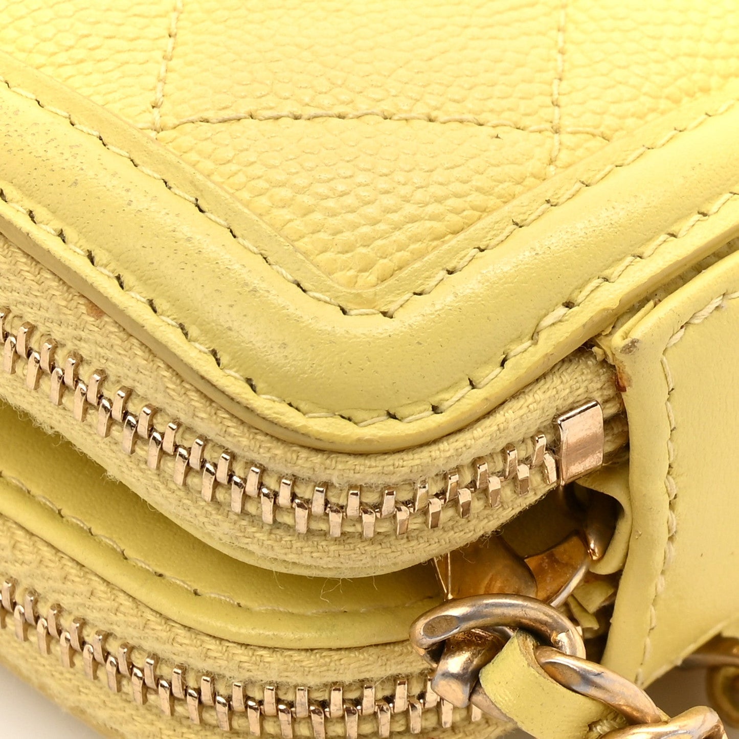 Caviar Quilted CC Filigree Clutch With Chain Yellow