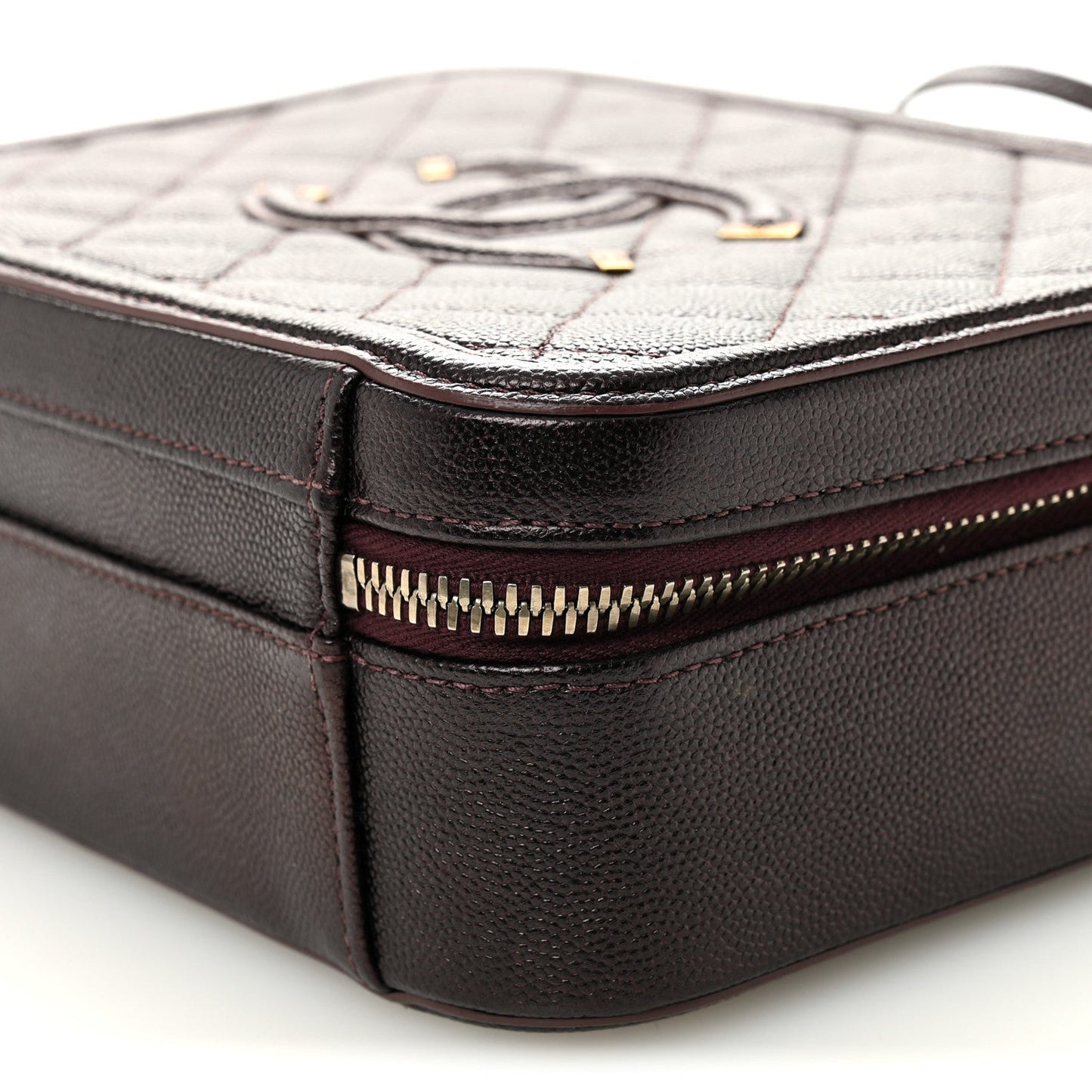 Iridescent Caviar Quilted Medium CC Filigree Vanity Case Burgundy