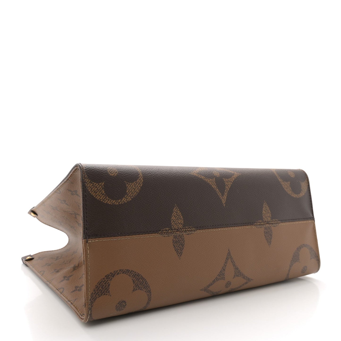 Reverse Monogram Giant Onthego MM