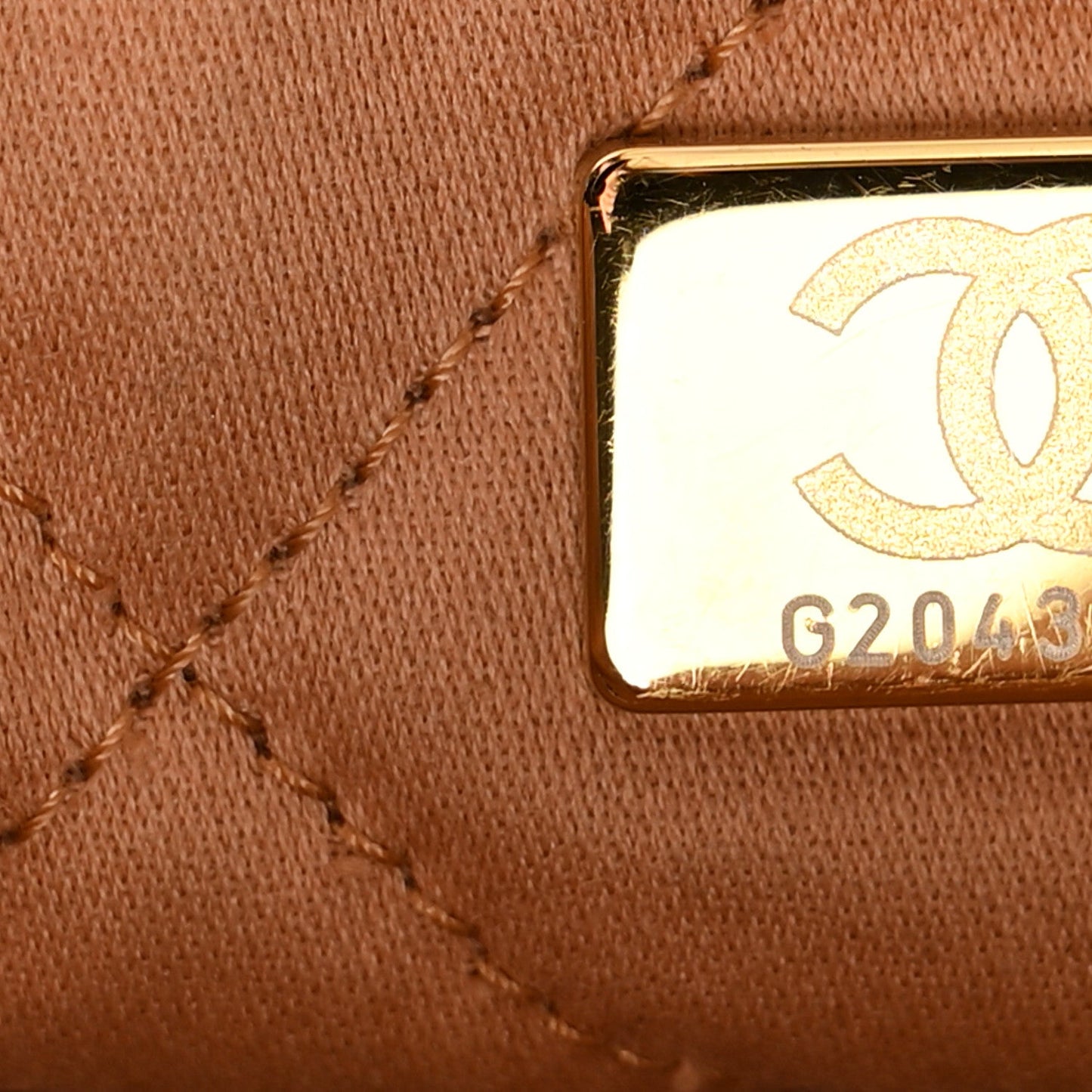 Shiny Calfskin Quilted Small Chanel 22 Beige
