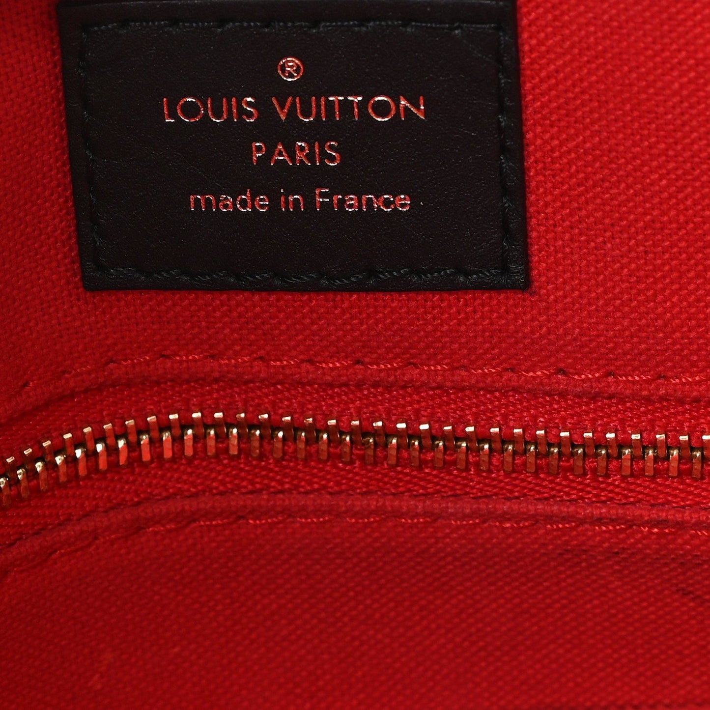 Reverse Monogram Giant Onthego MM