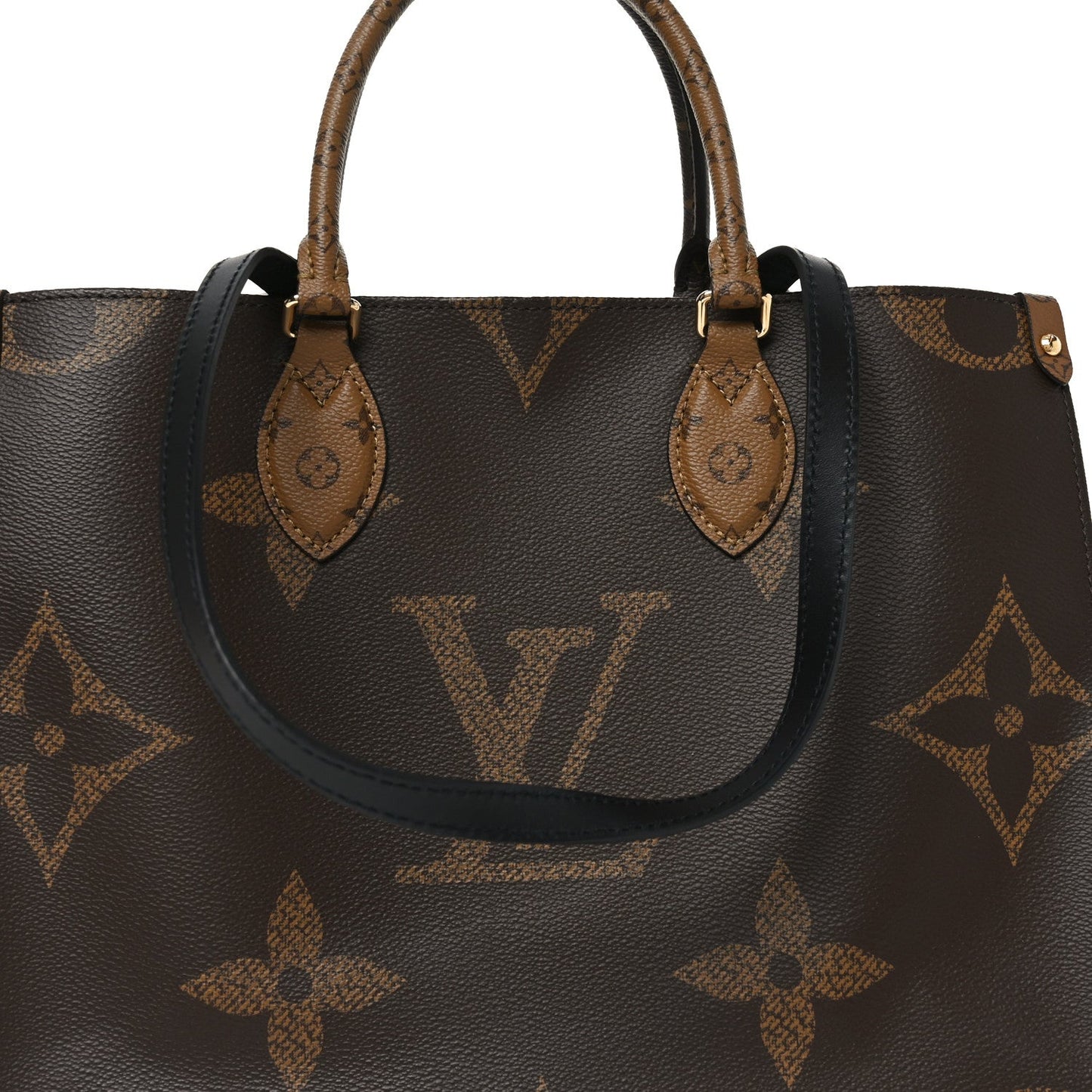 Reverse Monogram Giant Onthego MM