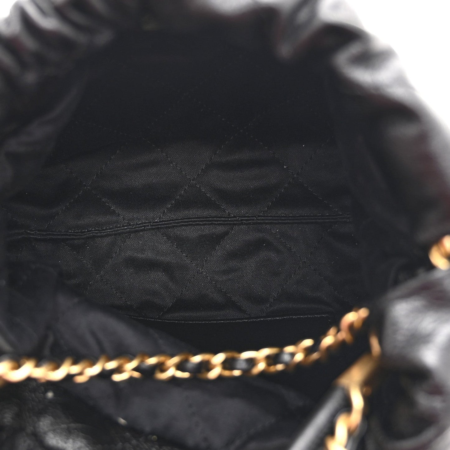 Shiny Crumpled Calfskin Quilted Pearl Mini Chanel 22 Black