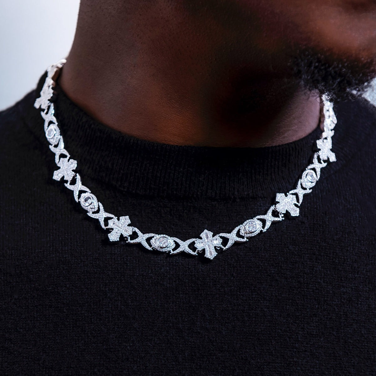 Baguette Cross Evil Eye Chain in White Gold - 16mm