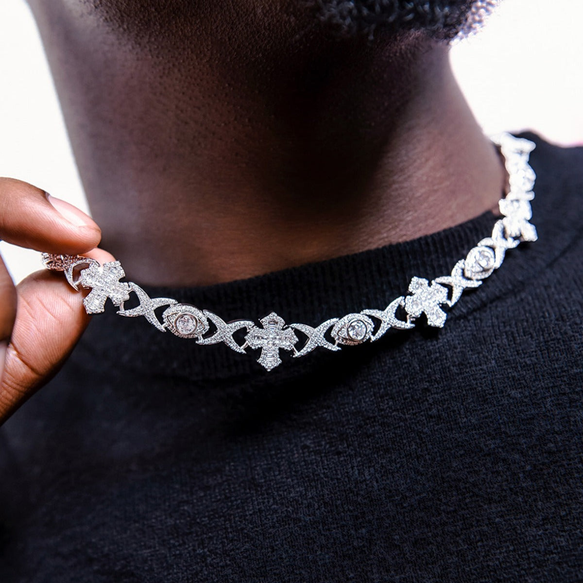 Baguette Cross Evil Eye Chain in White Gold - 16mm