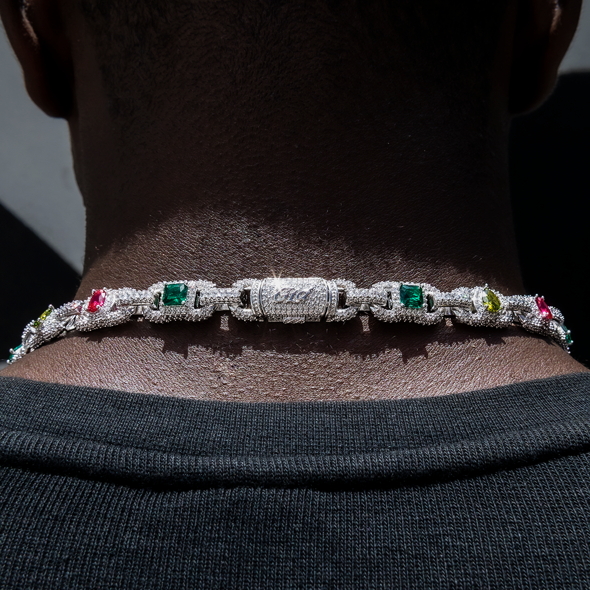 Diamond Multicolor Cluster Mariner Chain in White Gold