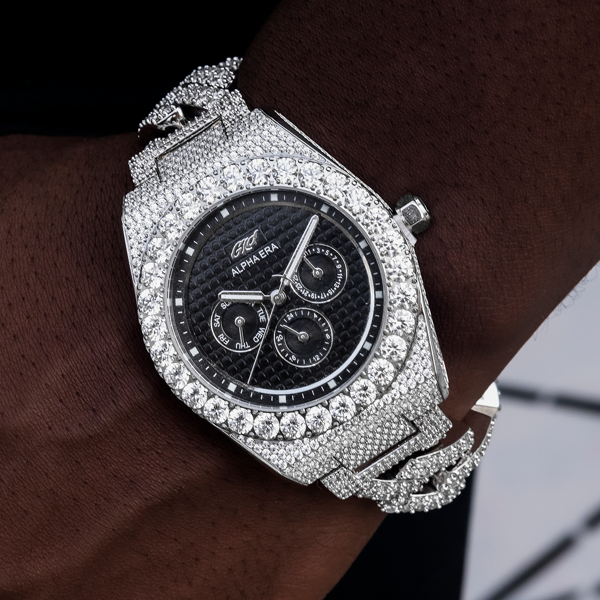 42MM Fully Iced Alpha Era? w/Diamond Prong Link Band