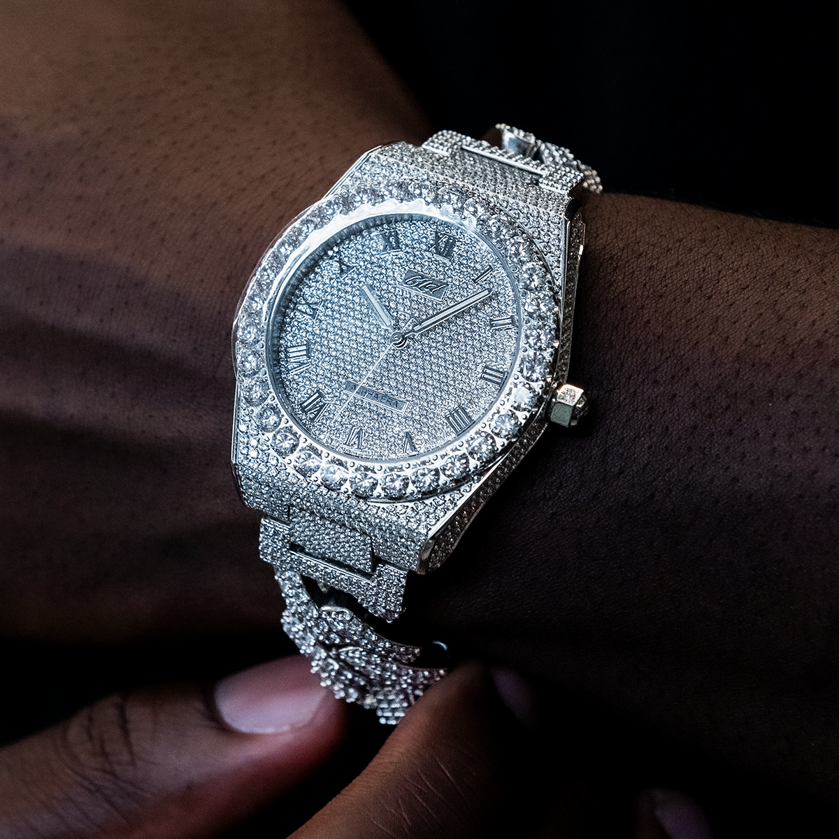 42MM Fully Iced Alpha Era? w/Diamond Prong Link Band