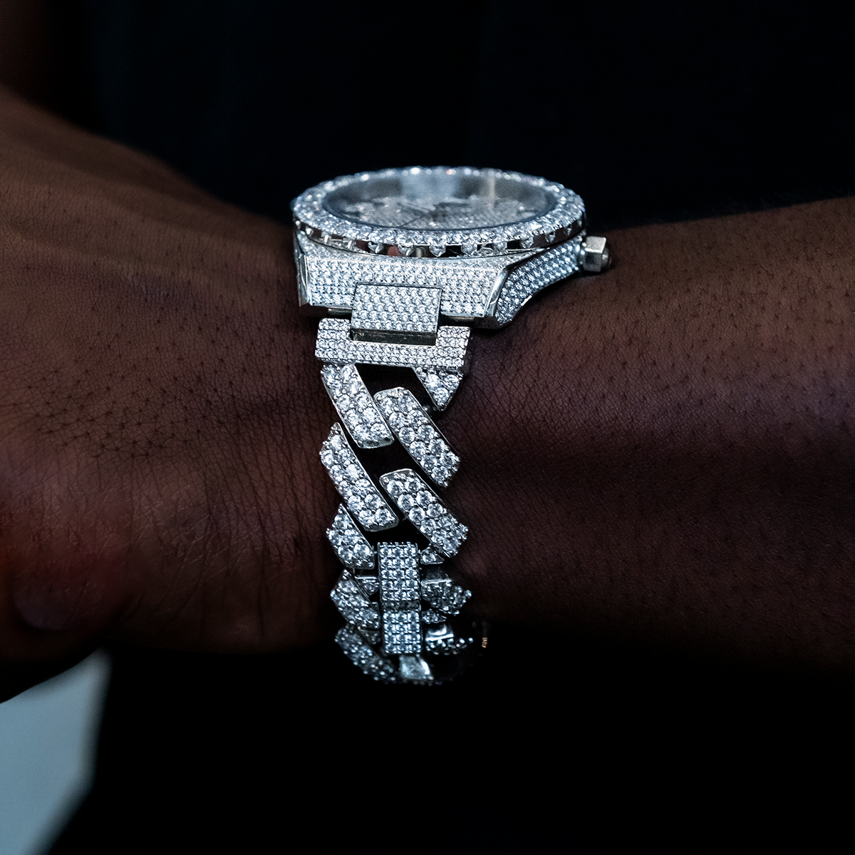 42MM Fully Iced Alpha Era? w/Diamond Prong Link Band