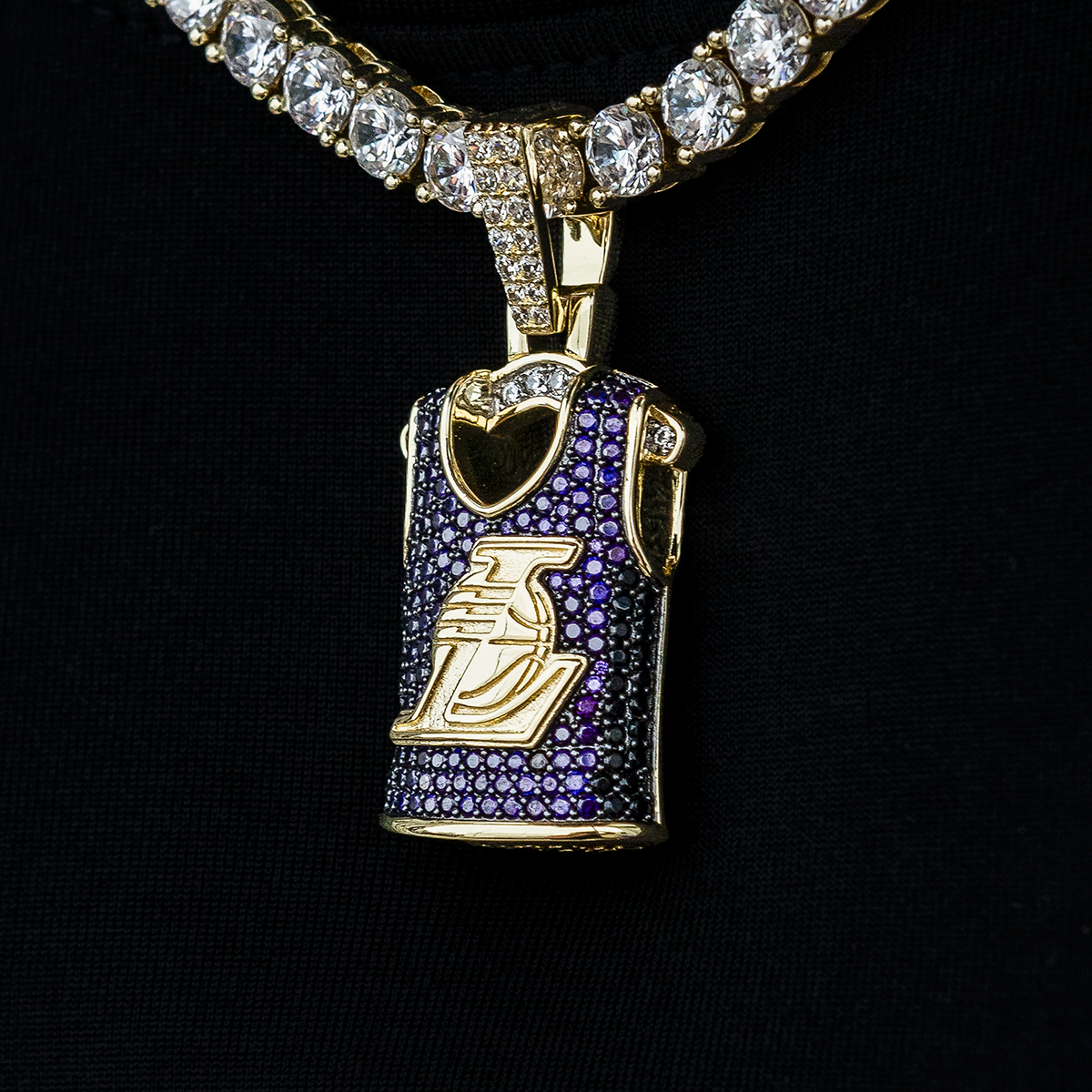 Los Angeles Lakers Official NBA Jersey Pendant - Yellow Gold