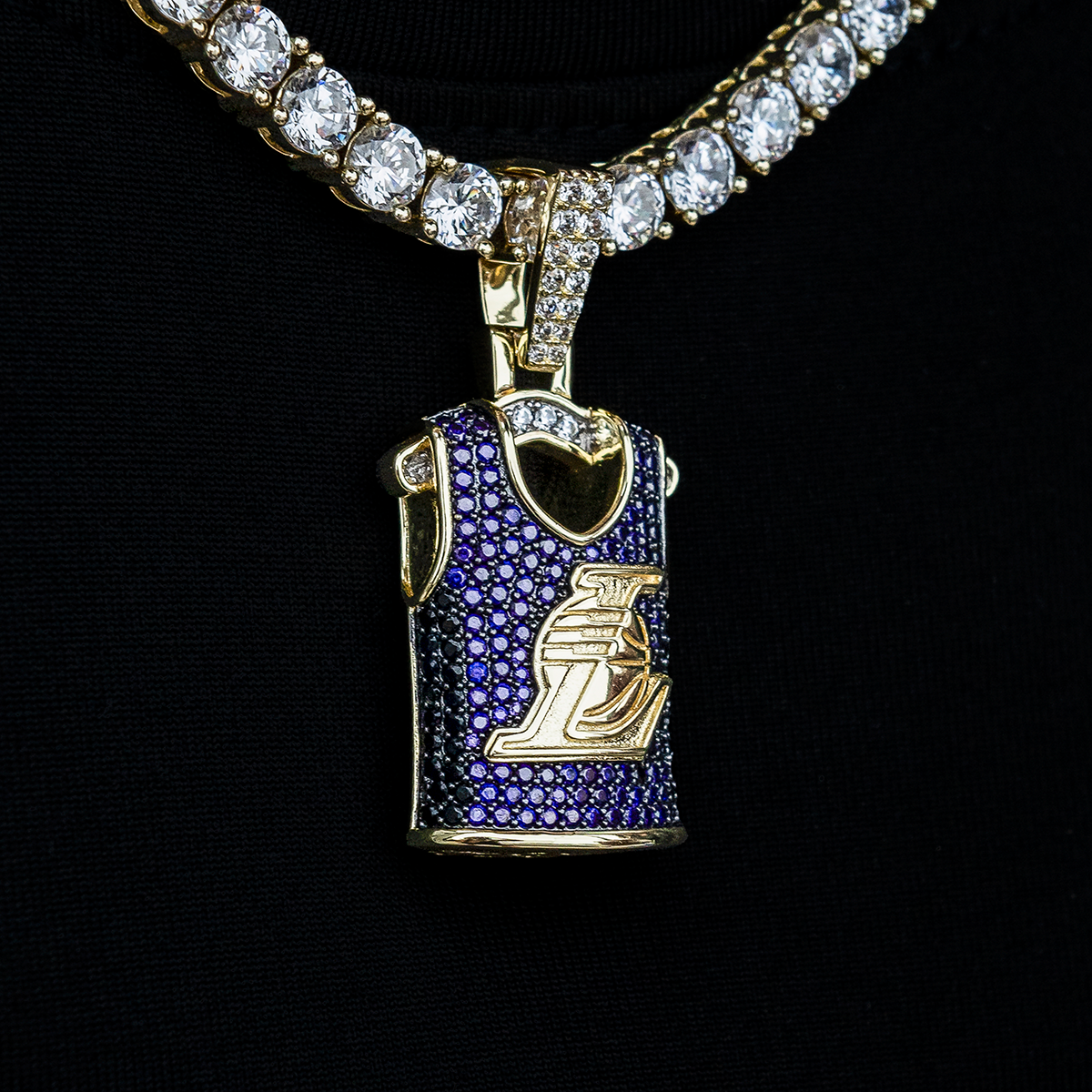 Los Angeles Lakers Official NBA Jersey Pendant - Yellow Gold
