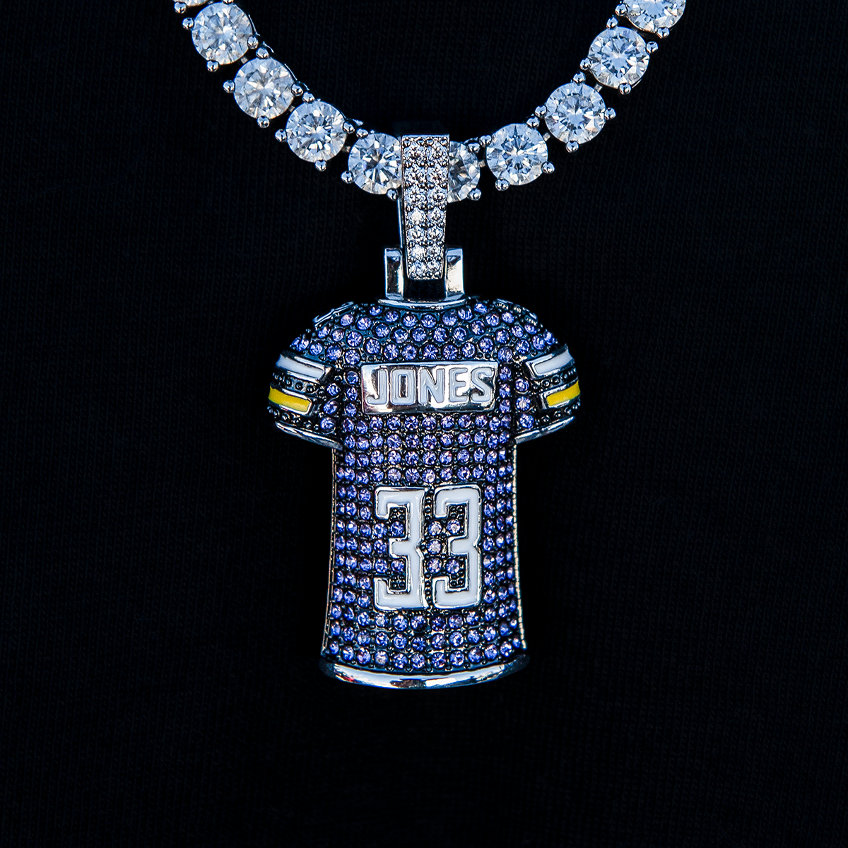 Aaron Jones Minnesota Vikings Purple #33 Jersey Pendant - White Gold