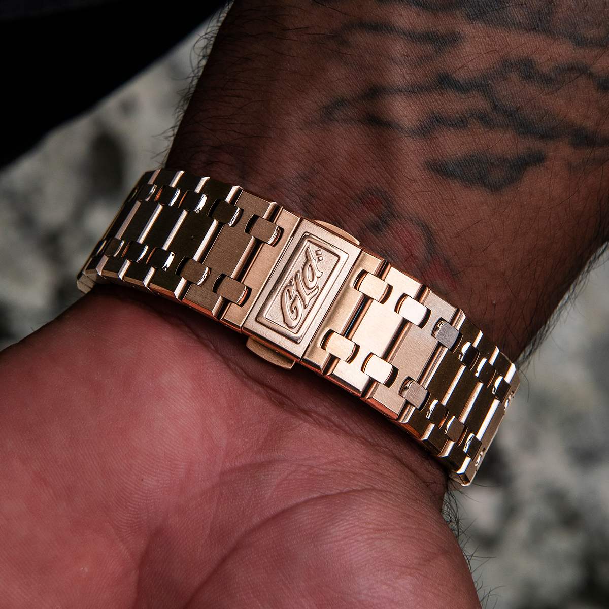 39MM Visionary Plain Case & Chocolate Dial Watch - Rose Gold