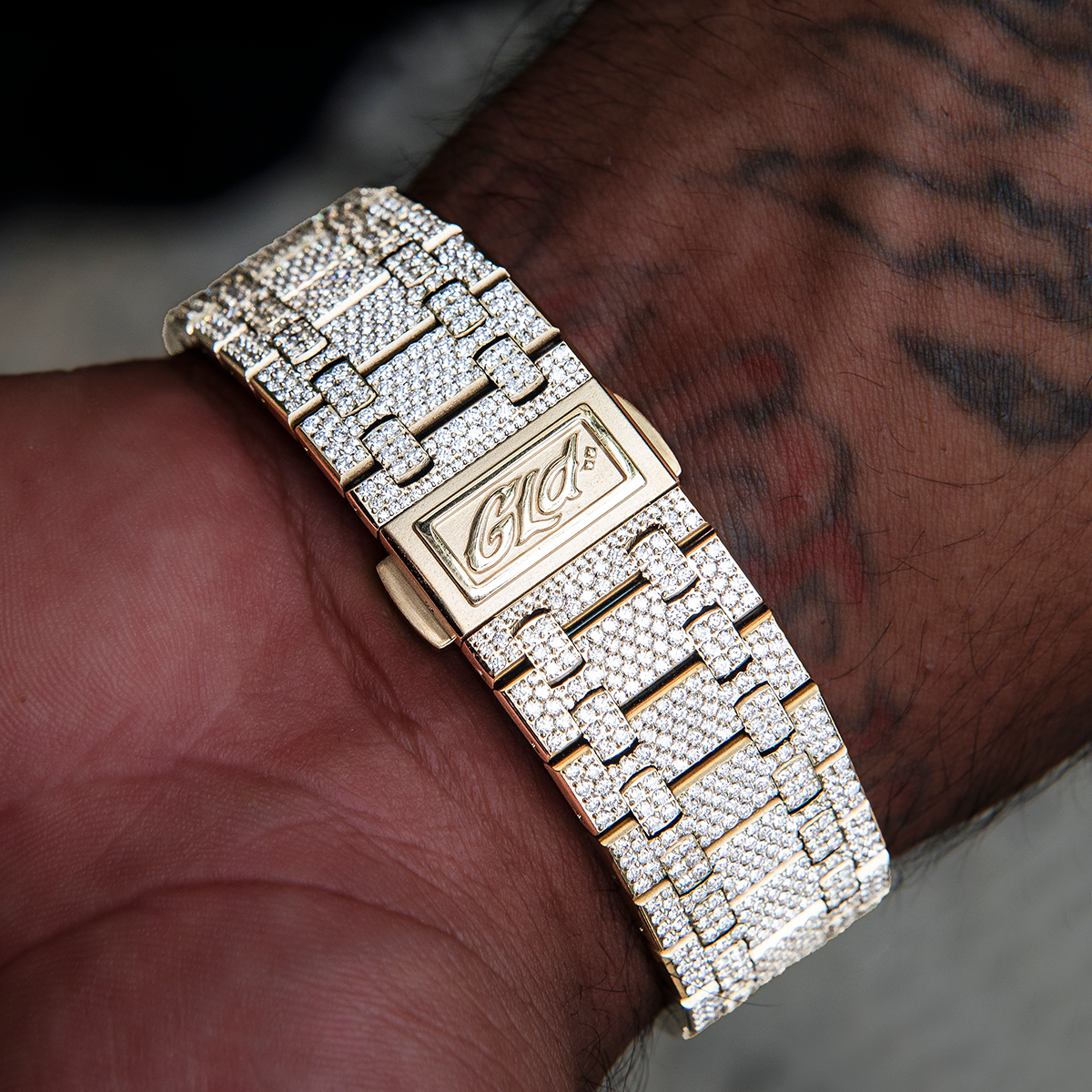 39MM Visionary Fully Iced Case & Green Dial Watch - Yellow Gold