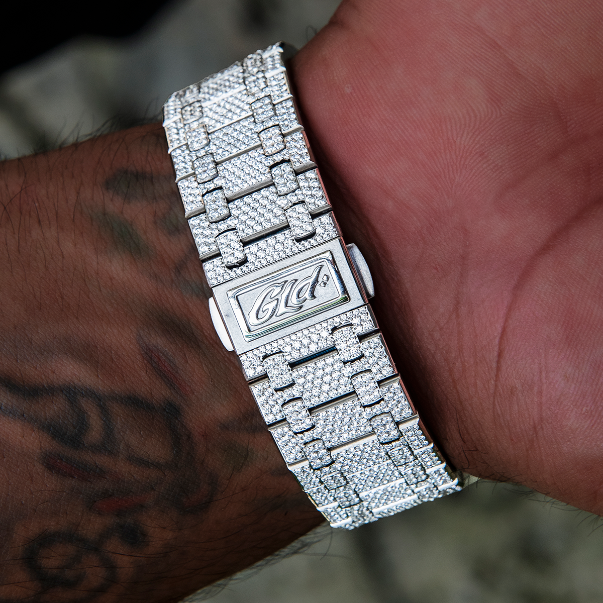 39MM Visionary Moissanite Fully Iced Case & Steel Band Watch - White Gold