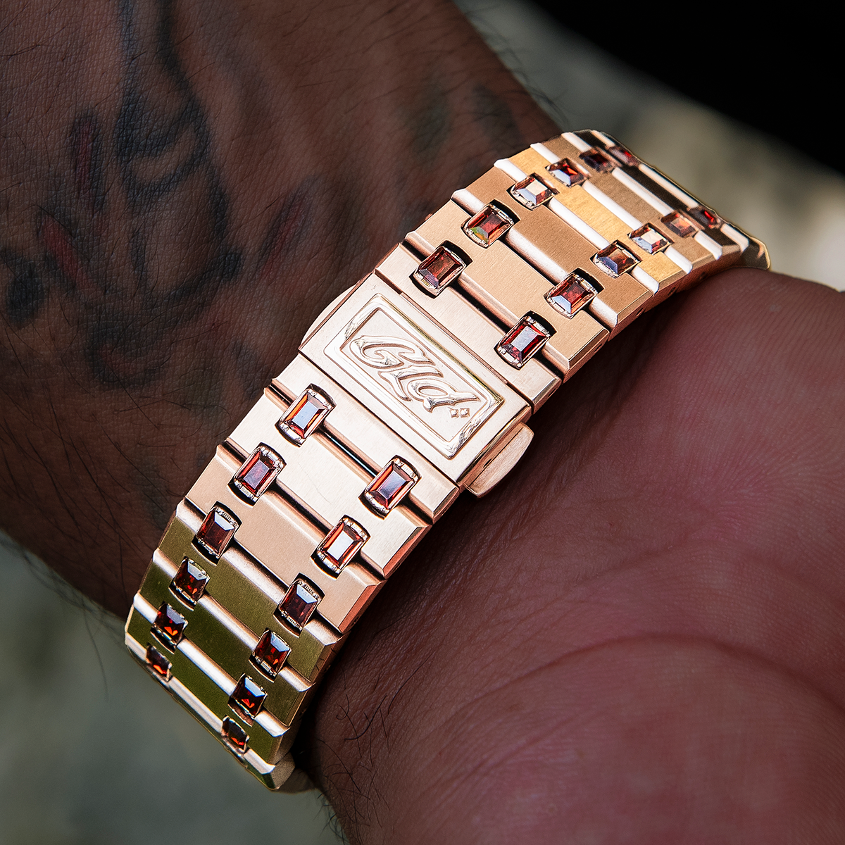 39MM Visionary Iced Ruby Stone Steel Band Watch - Rose Gold