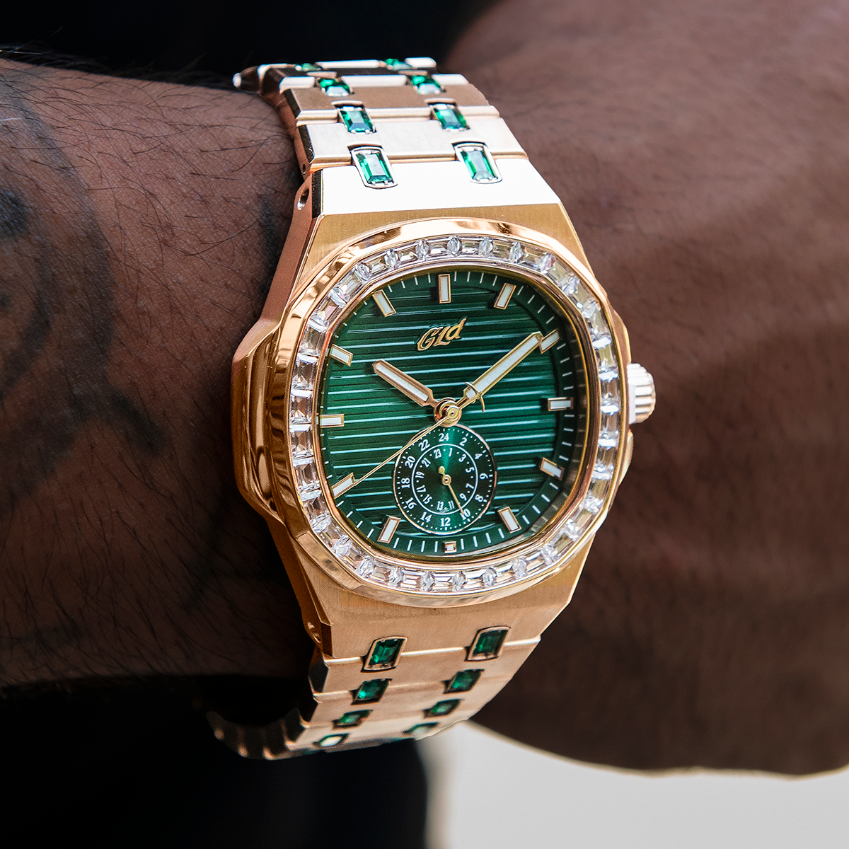 39MM Visionary Iced Emerald Stone Steel Band Watch - Rose Gold