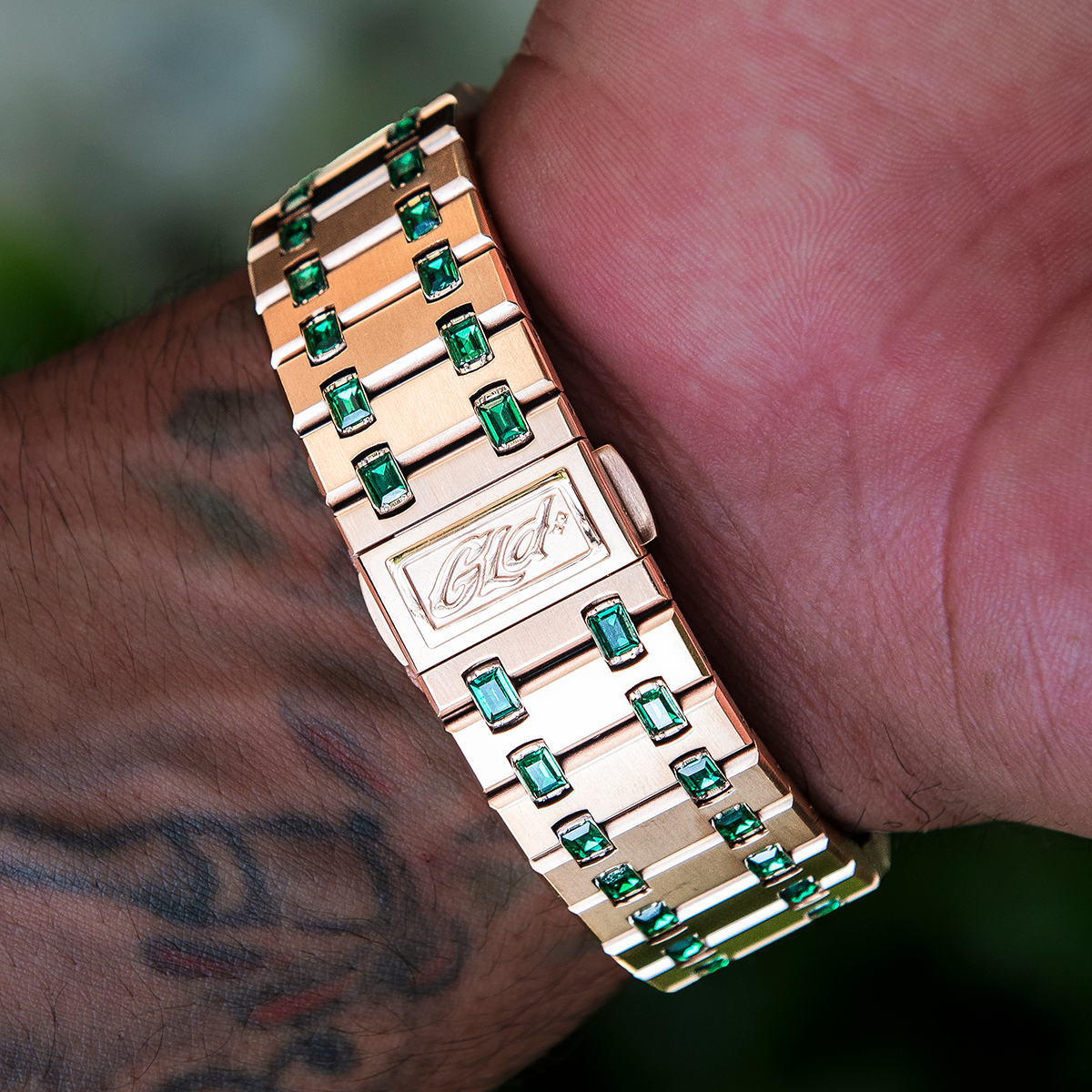 39MM Visionary Iced Emerald Stone Steel Band Watch - Rose Gold