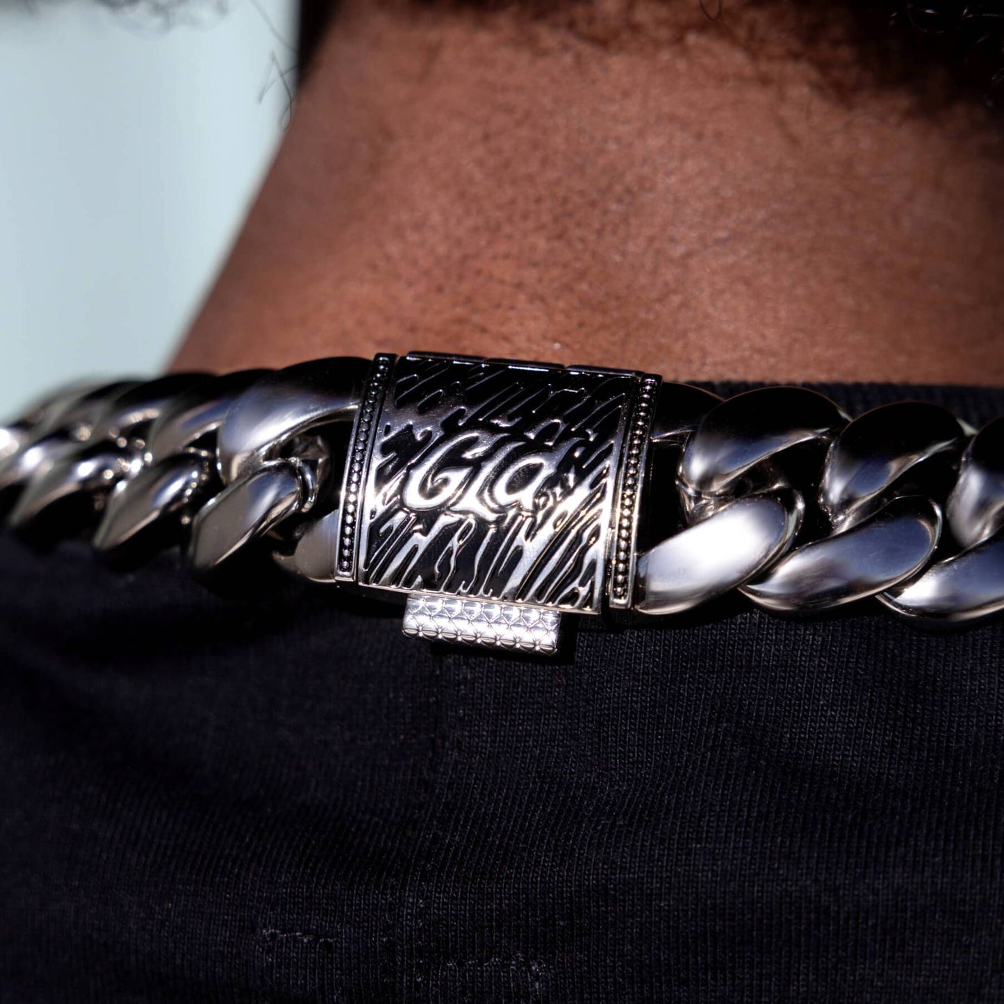 Miami Cuban Chain in White Gold - 25mm