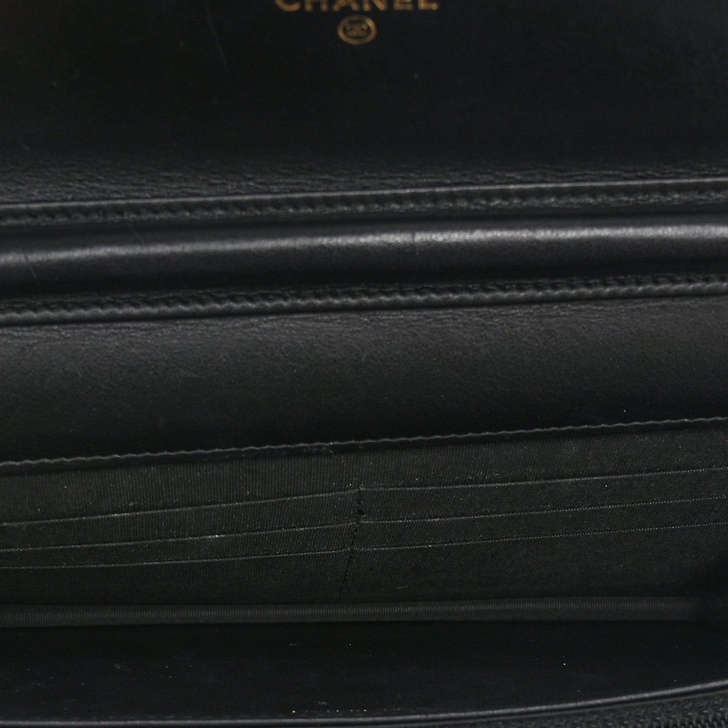 Caviar Quilted CC Filigree Wallet On Chain WOC Black