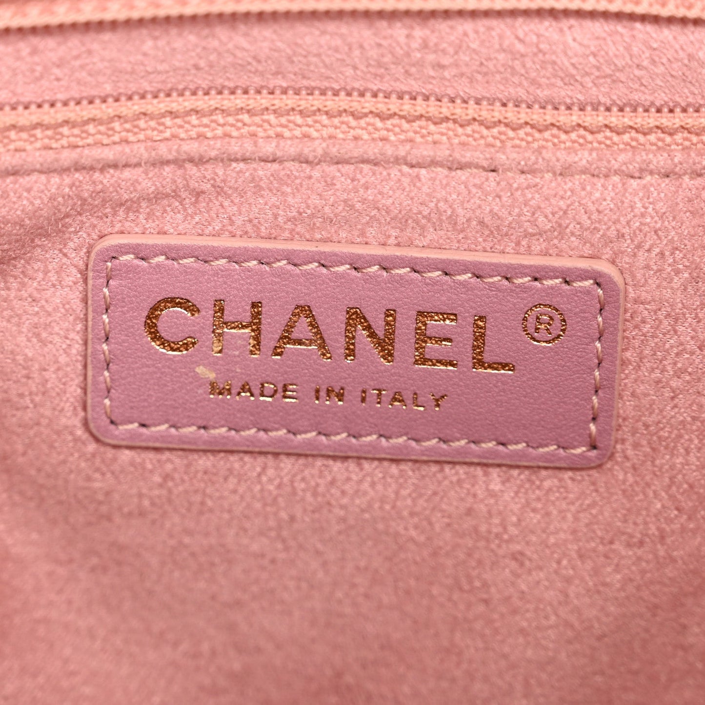 Caviar Deauville Drawstring Bucket Bag Light Pink