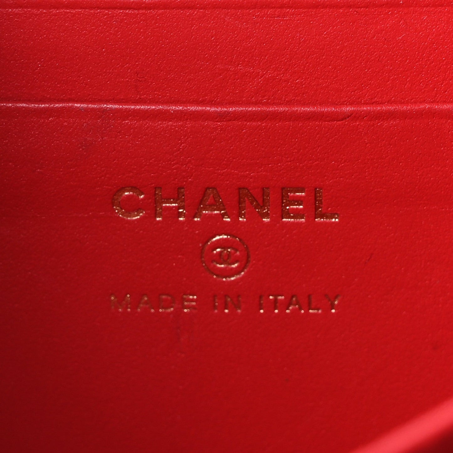Caviar Quilted Filigree Vanity Clutch With Chain Red