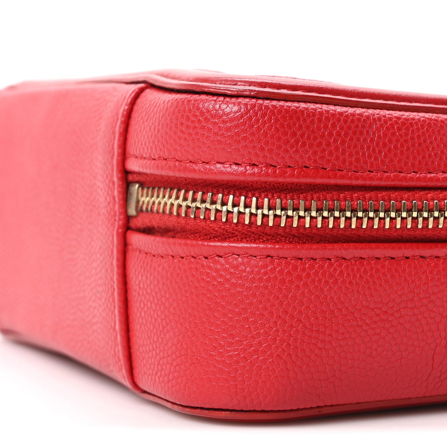 Caviar Quilted Filigree Vanity Clutch With Chain Red