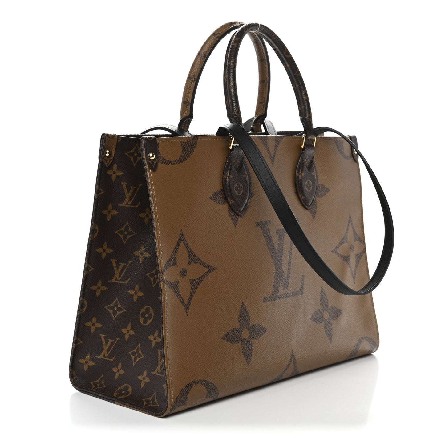 Reverse Monogram Giant Onthego MM