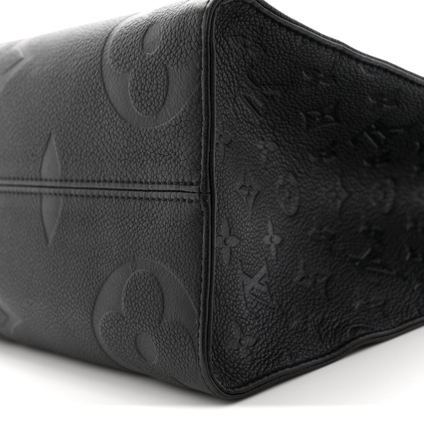 Empreinte Monogram Giant Onthego MM Black