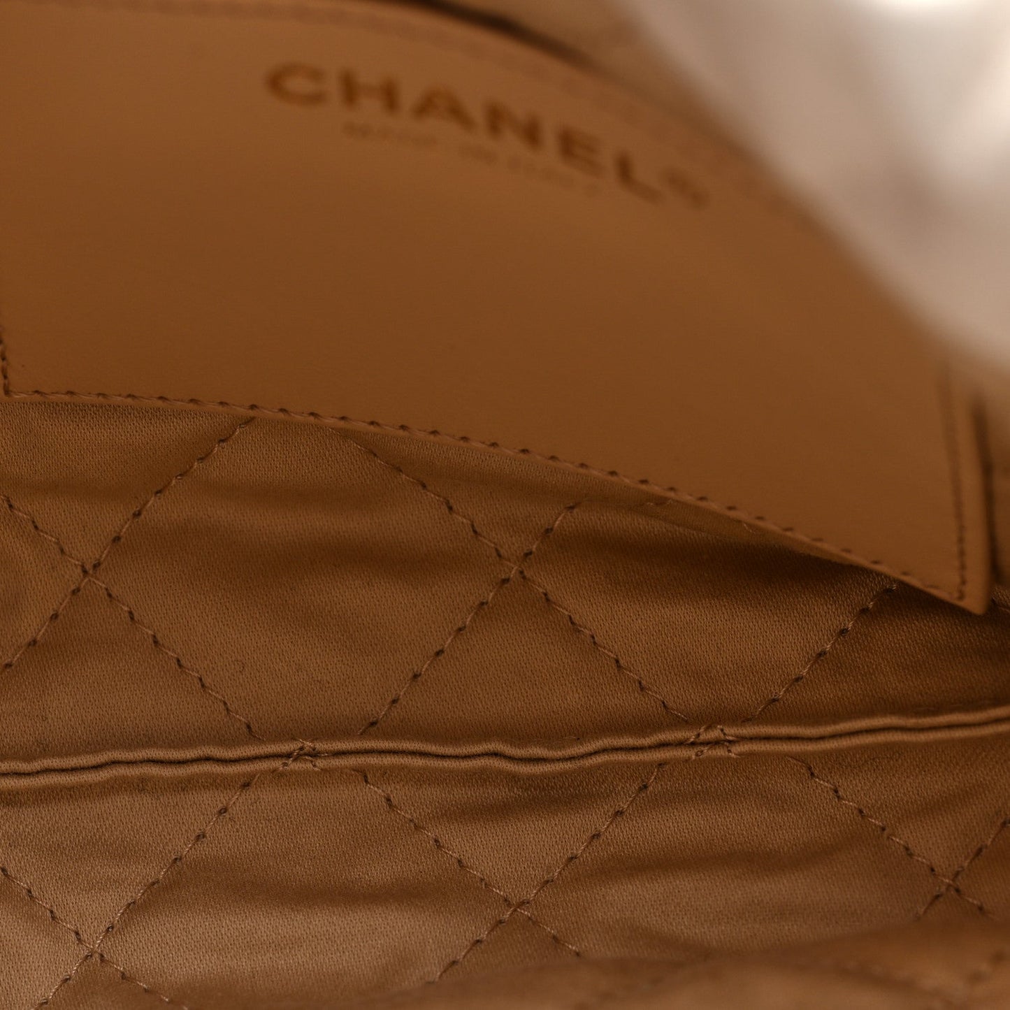Shiny Calfskin Quilted Mini Chanel 22 White Black