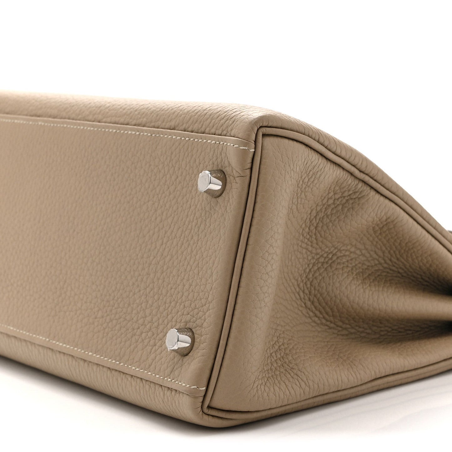 Taurillon Clemence Kelly Retourne 28 Trench