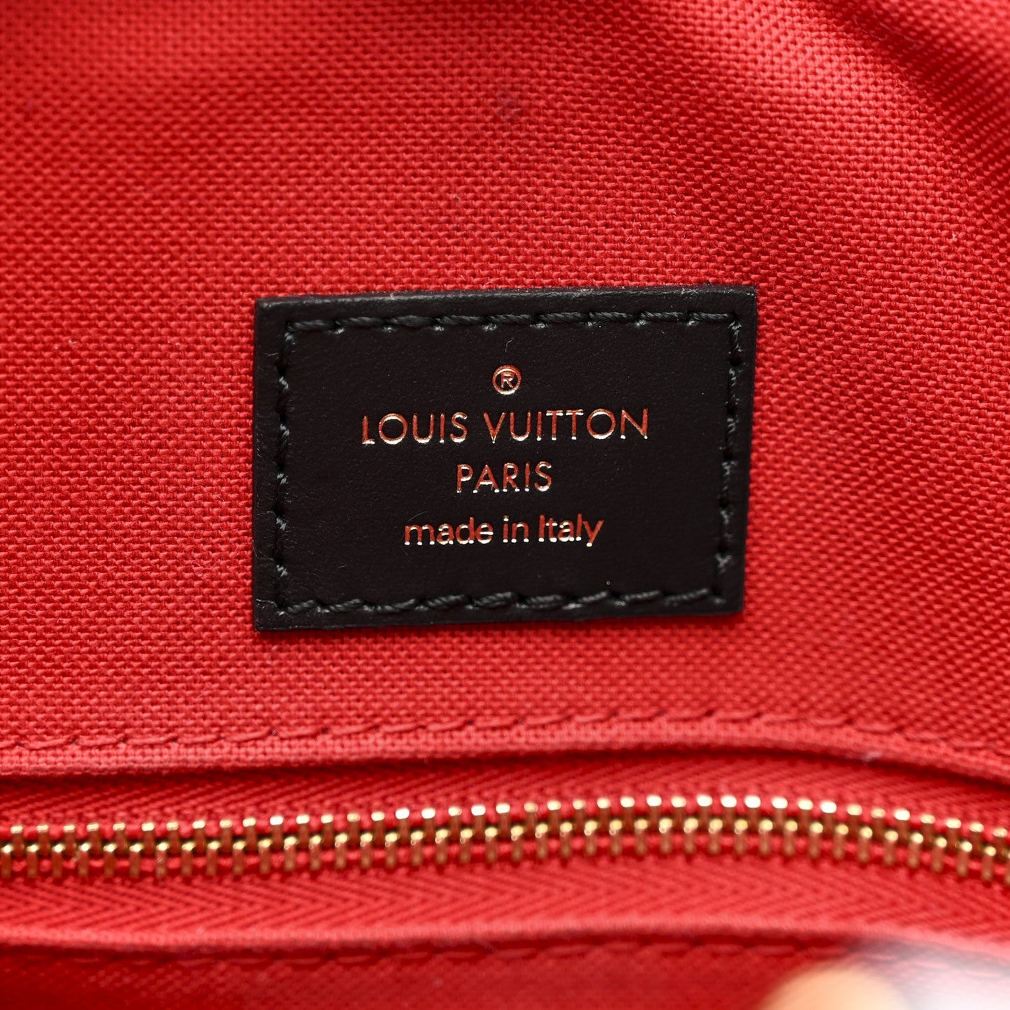 Reverse Monogram Giant Onthego MM