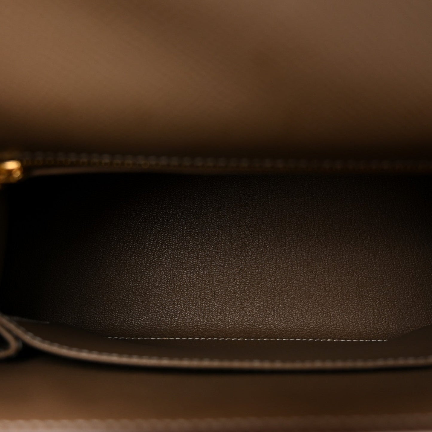 Epsom Kelly Sellier 25 Etoupe