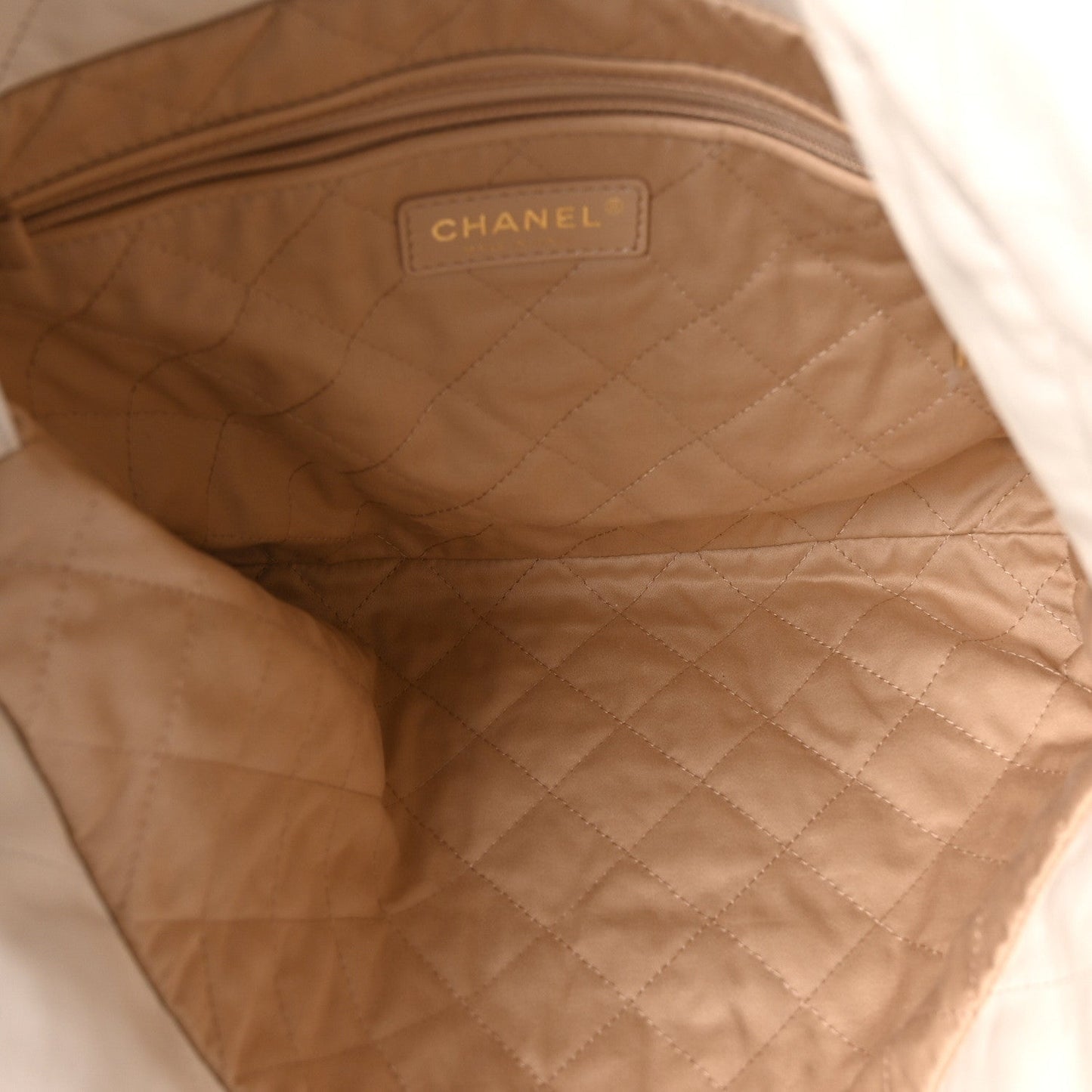 Shiny Calfskin Quilted Small Chanel 22 White Black