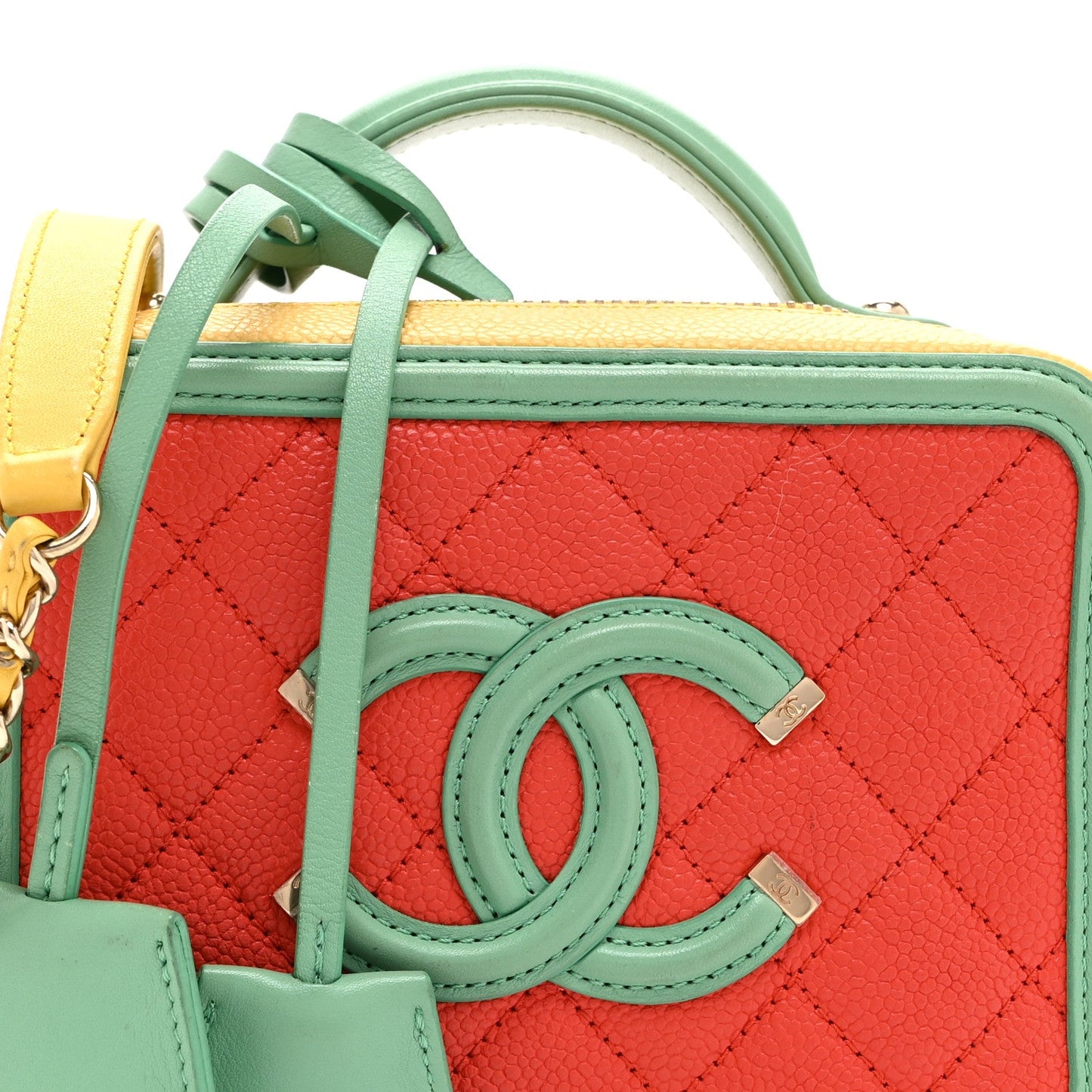 Caviar Quilted Small CC Filigree Vanity Case Multicolor