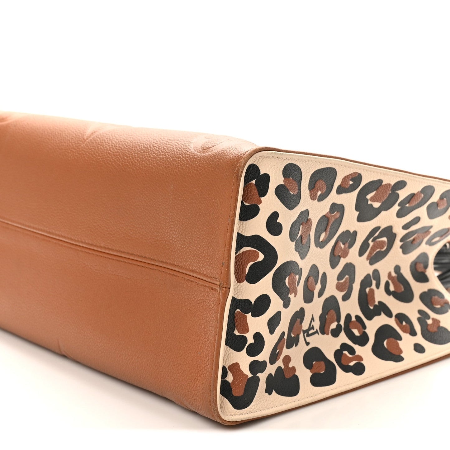 Empreinte Monogram Giant Wild At Heart Onthego MM Caramel