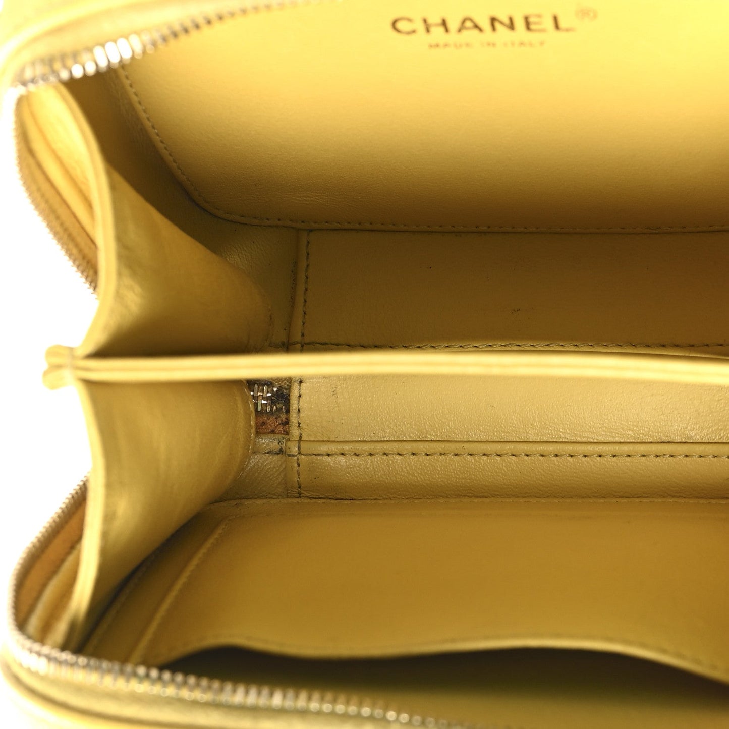 Caviar Quilted Small CC Filigree Vanity Case Yellow