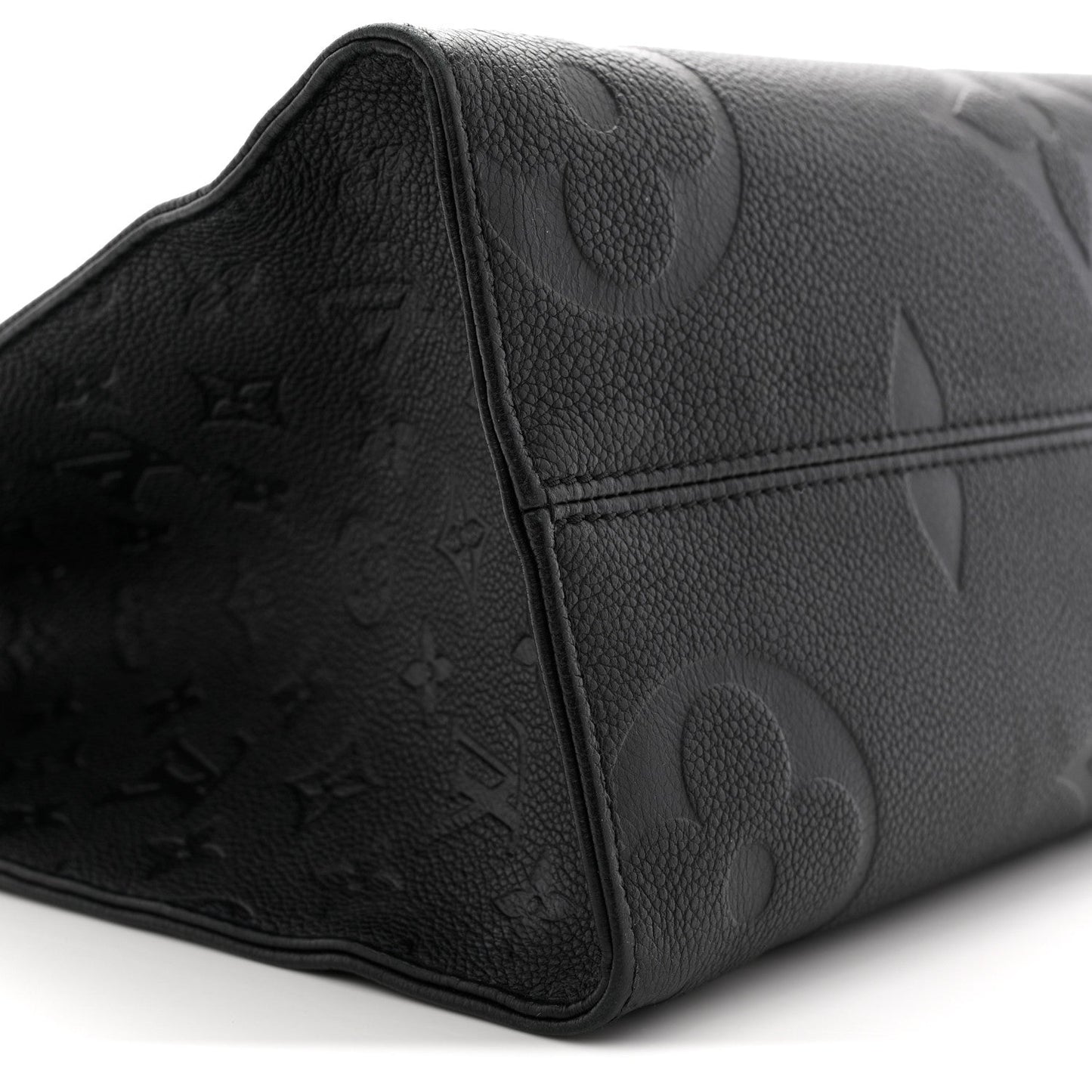 Empreinte Monogram Giant Onthego MM Black