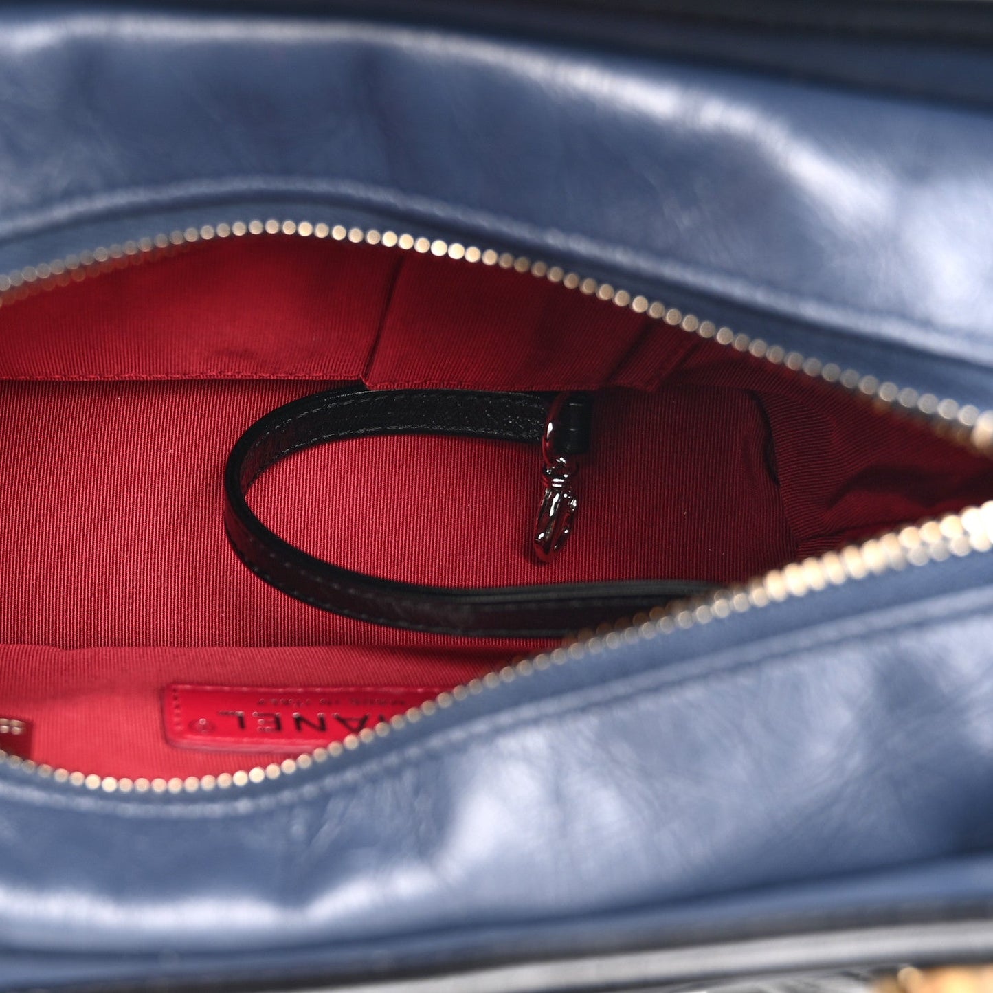 Aged Calfskin Quilted Small Gabrielle Hobo Navy Black