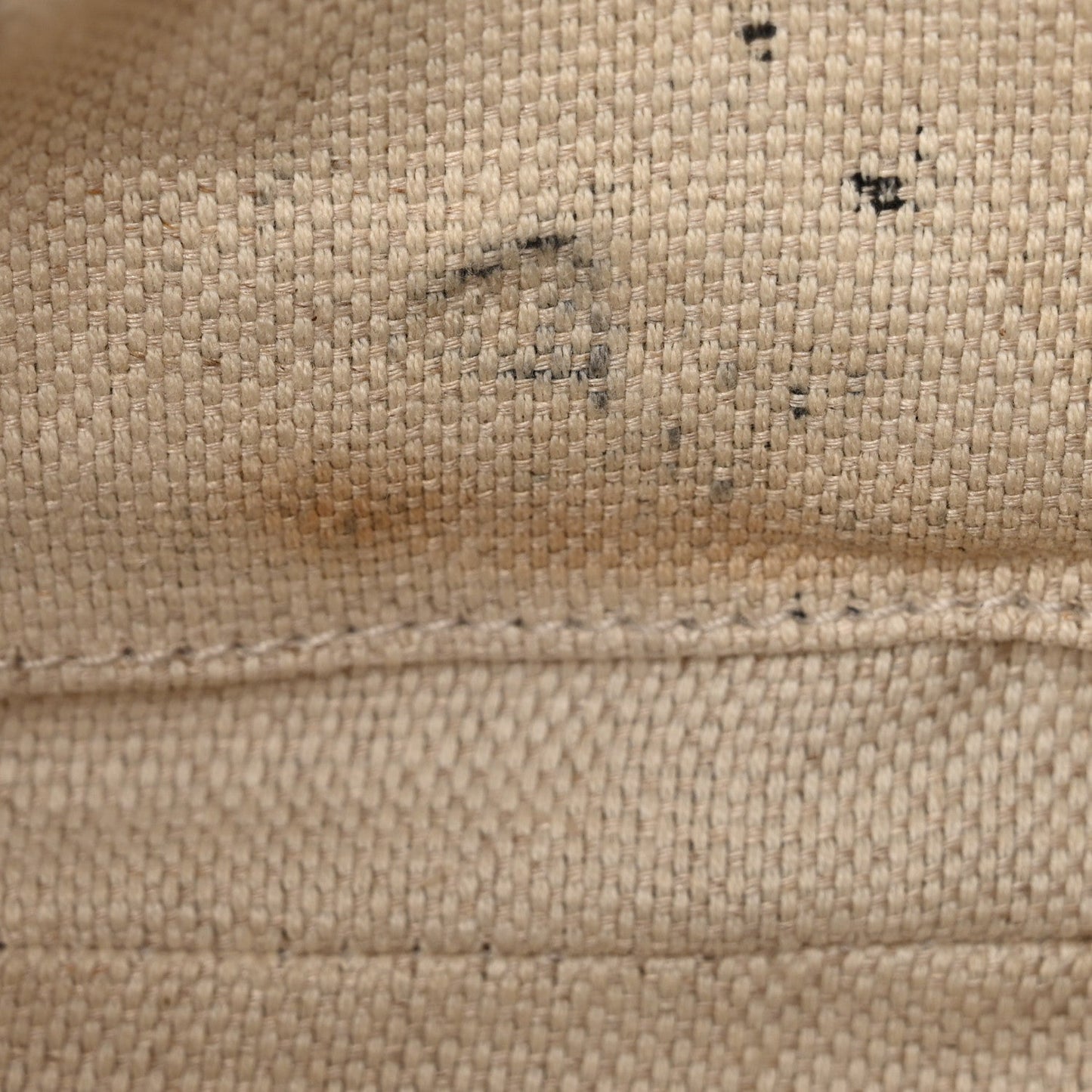 Pebbled Calfskin Small Soho Disco Bag Off White