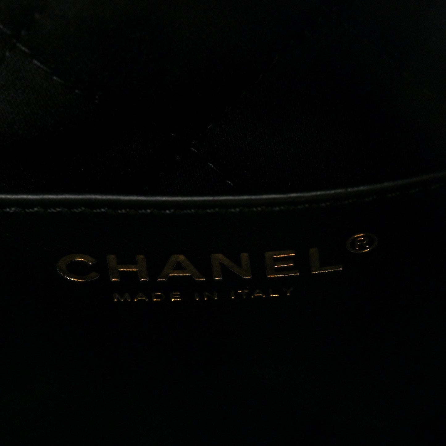 Shiny Calfskin Quilted Mini Chanel 22 Black