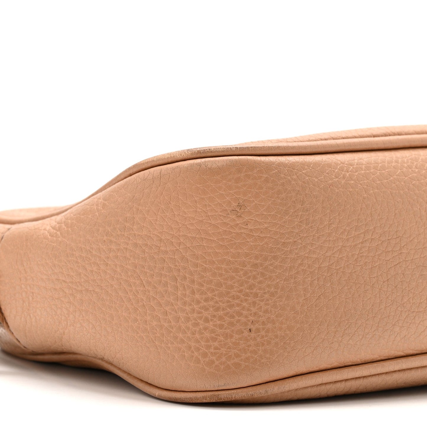 Pebbled Calfskin Small Soho Disco Bag Camelia