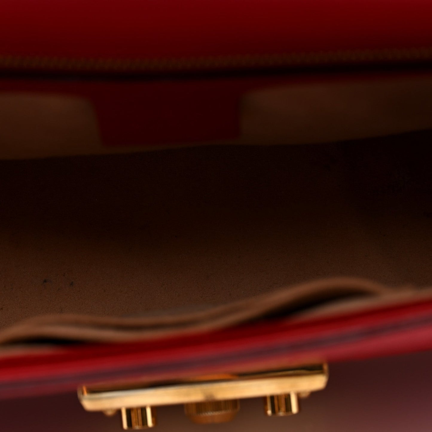 Guccissima Medium Padlock Shoulder Bag Hibiscus Red